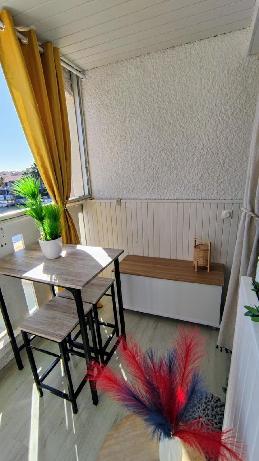 Studio Avec Vue Sublime Sur L'Etang Et Les Montagnes Catalanes Ле Баркарес Экстерьер фото