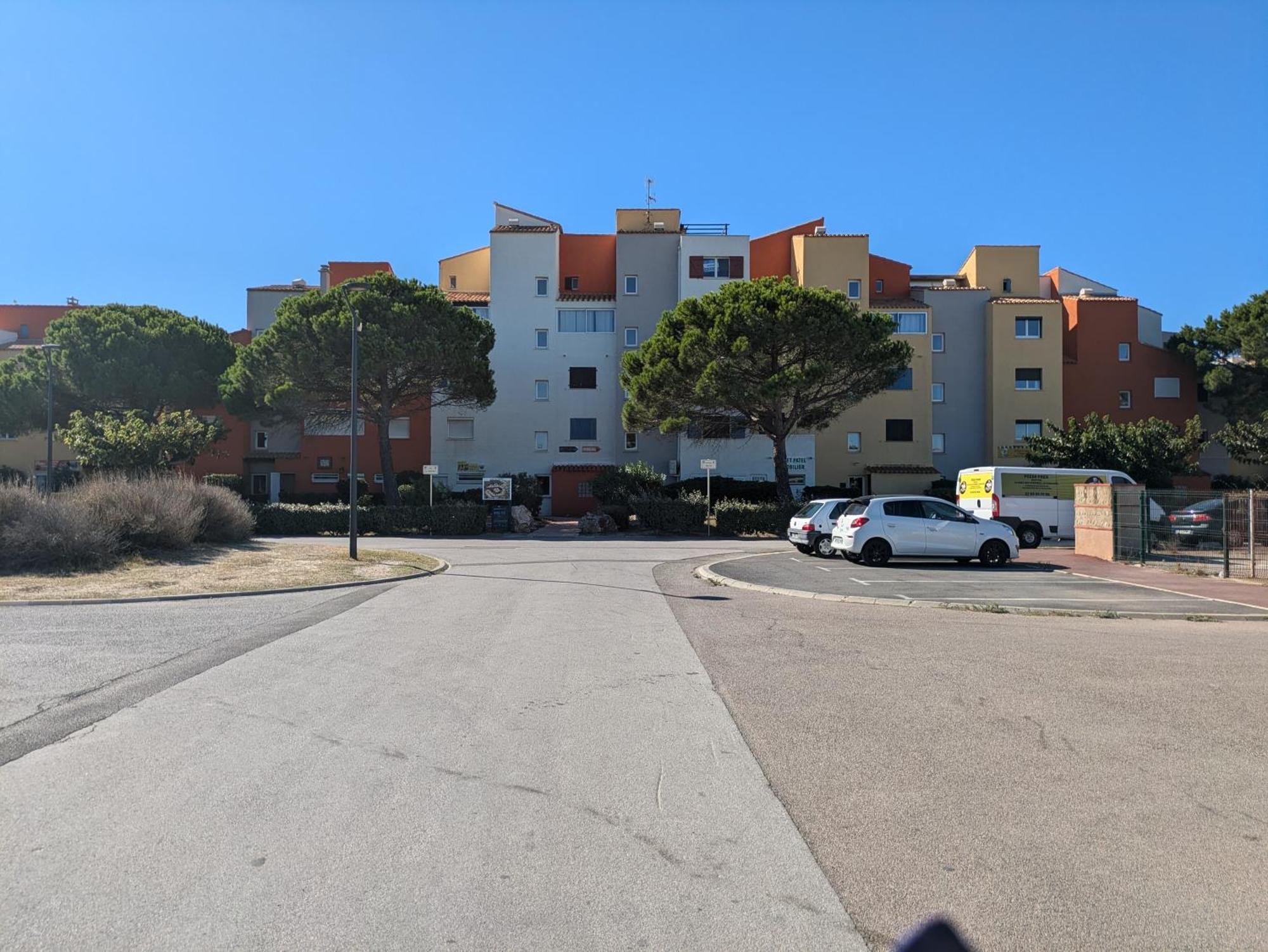 Studio Avec Vue Sublime Sur L'Etang Et Les Montagnes Catalanes Ле Баркарес Экстерьер фото